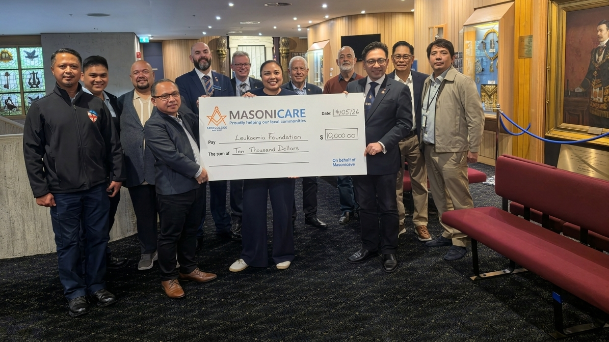 District 32 MasoniCare Cheque Presentation